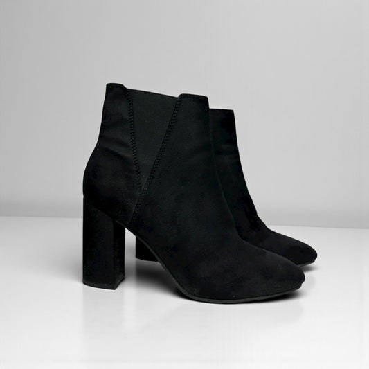 TATA - SECOND-HAND - STIVALETTI CON TACCO